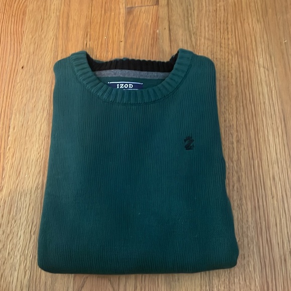 Dark Green IZOD size 10/12 boys sweater. - Picture 8 of 8